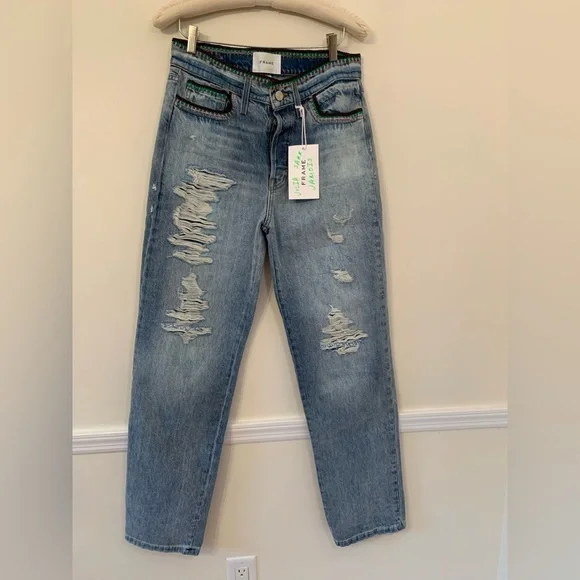 NEW frame Distressed Women Jeans - Picture 2 of 7